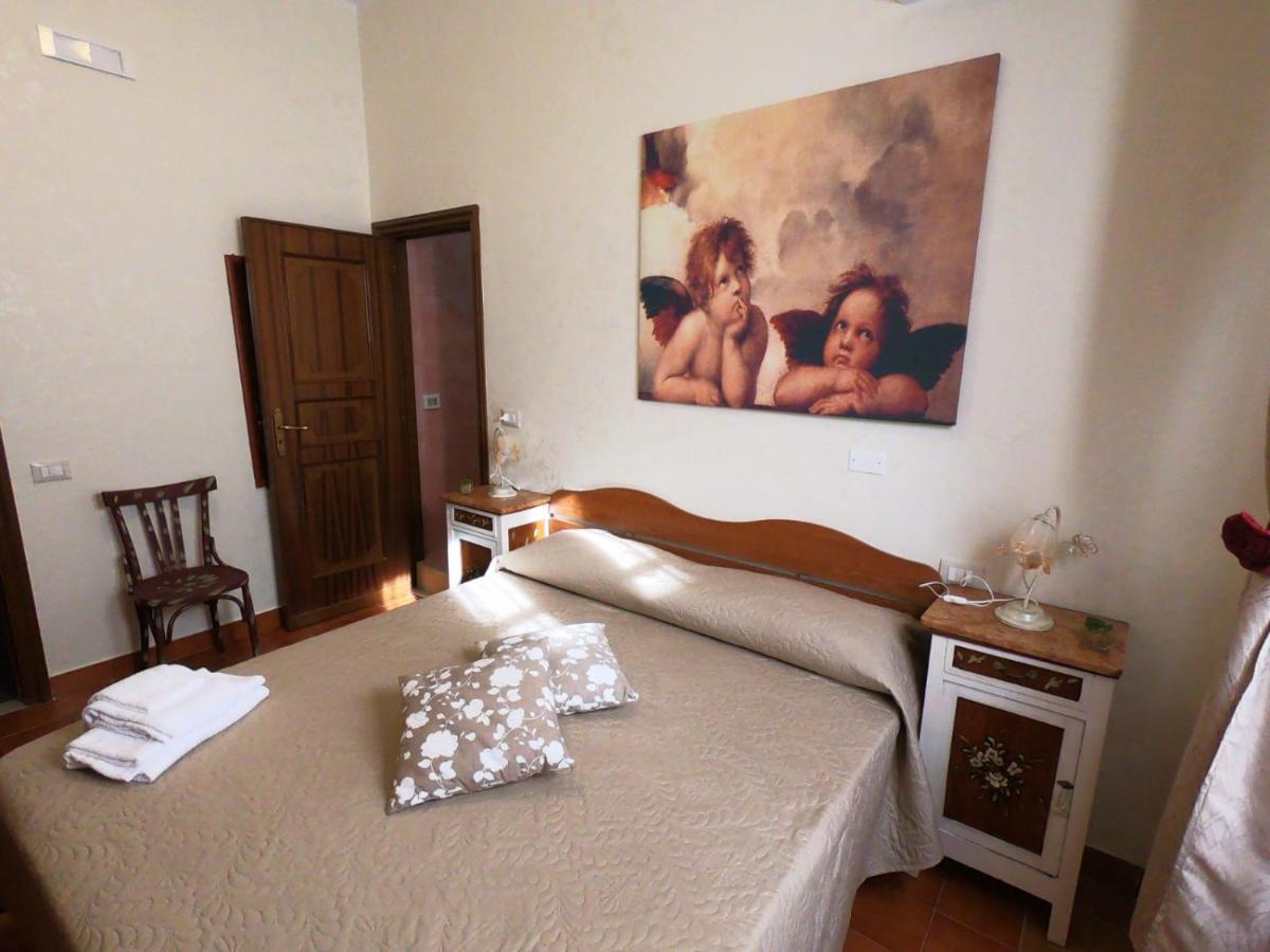 Le Stanze Di Ricci - Affittacamere Low Cost Lesina Exterior foto